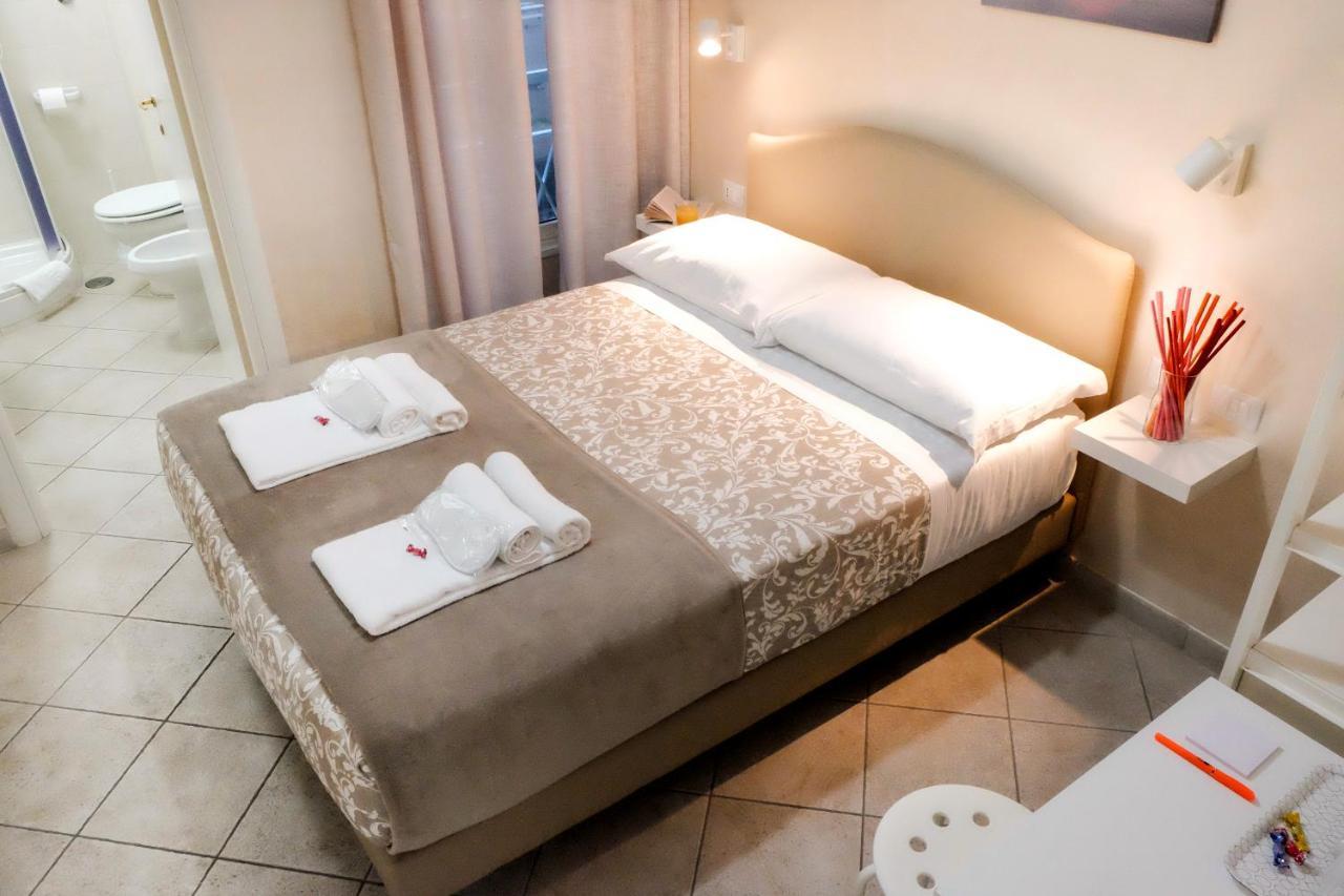 Re Monti Bed & Breakfast Рим Екстериор снимка