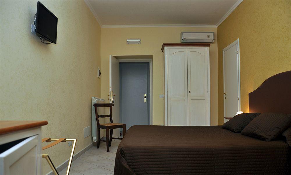 Re Monti Bed & Breakfast Рим Екстериор снимка