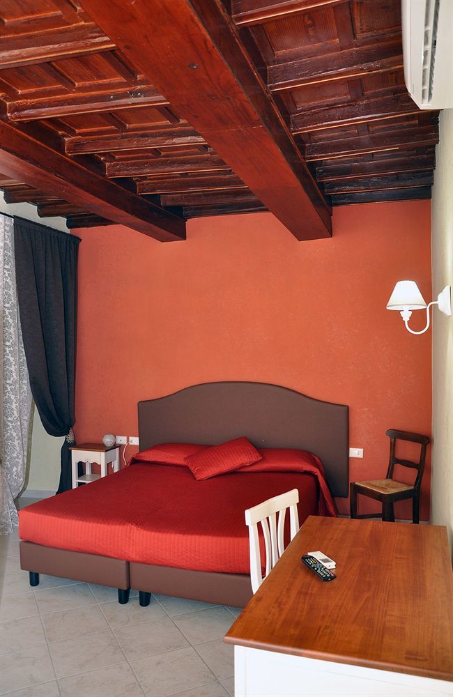 Re Monti Bed & Breakfast Рим Екстериор снимка